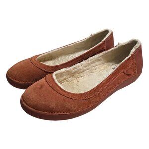 CROCS Women's Flats in Brown